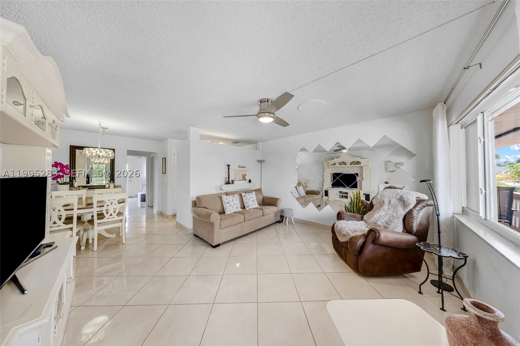 1015 SW 11th Ave 15K — photo