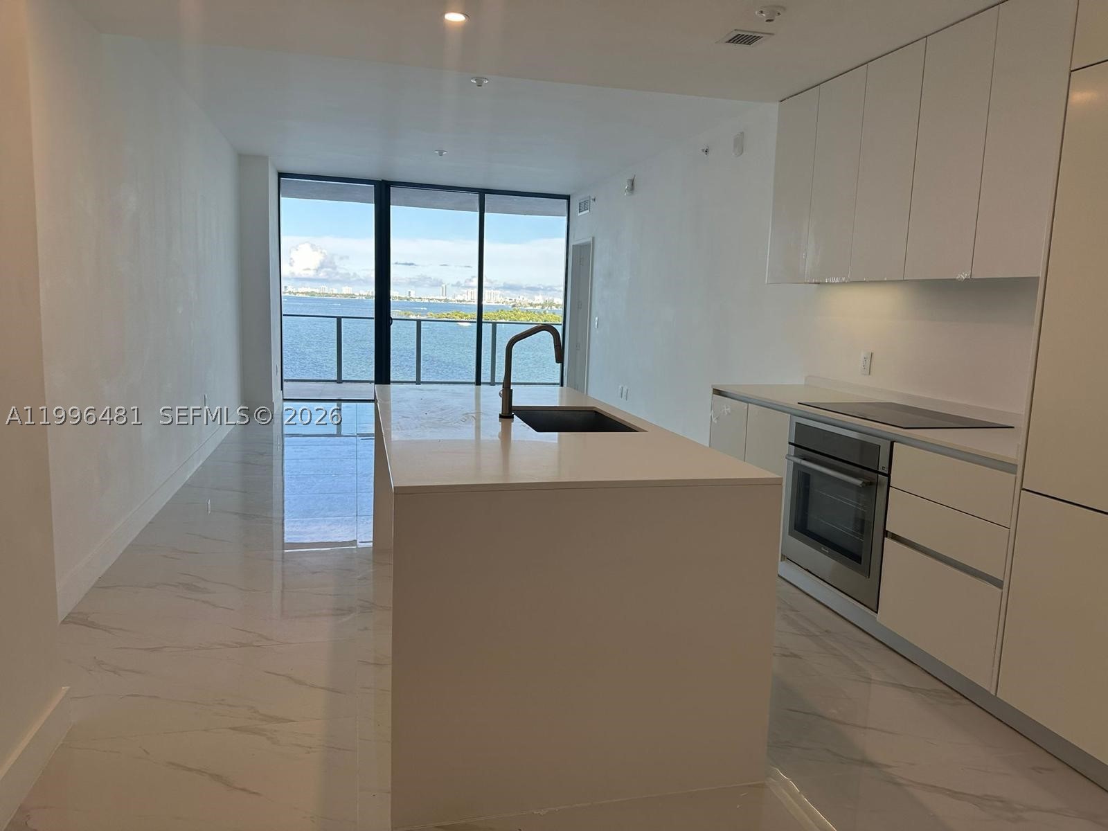 700 NE 24th Unit 504 — photo