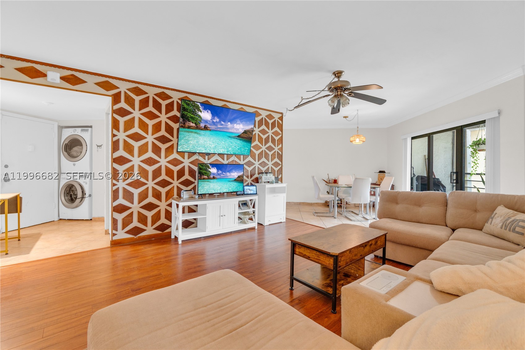 6755 W Broward Blvd 405 — photo