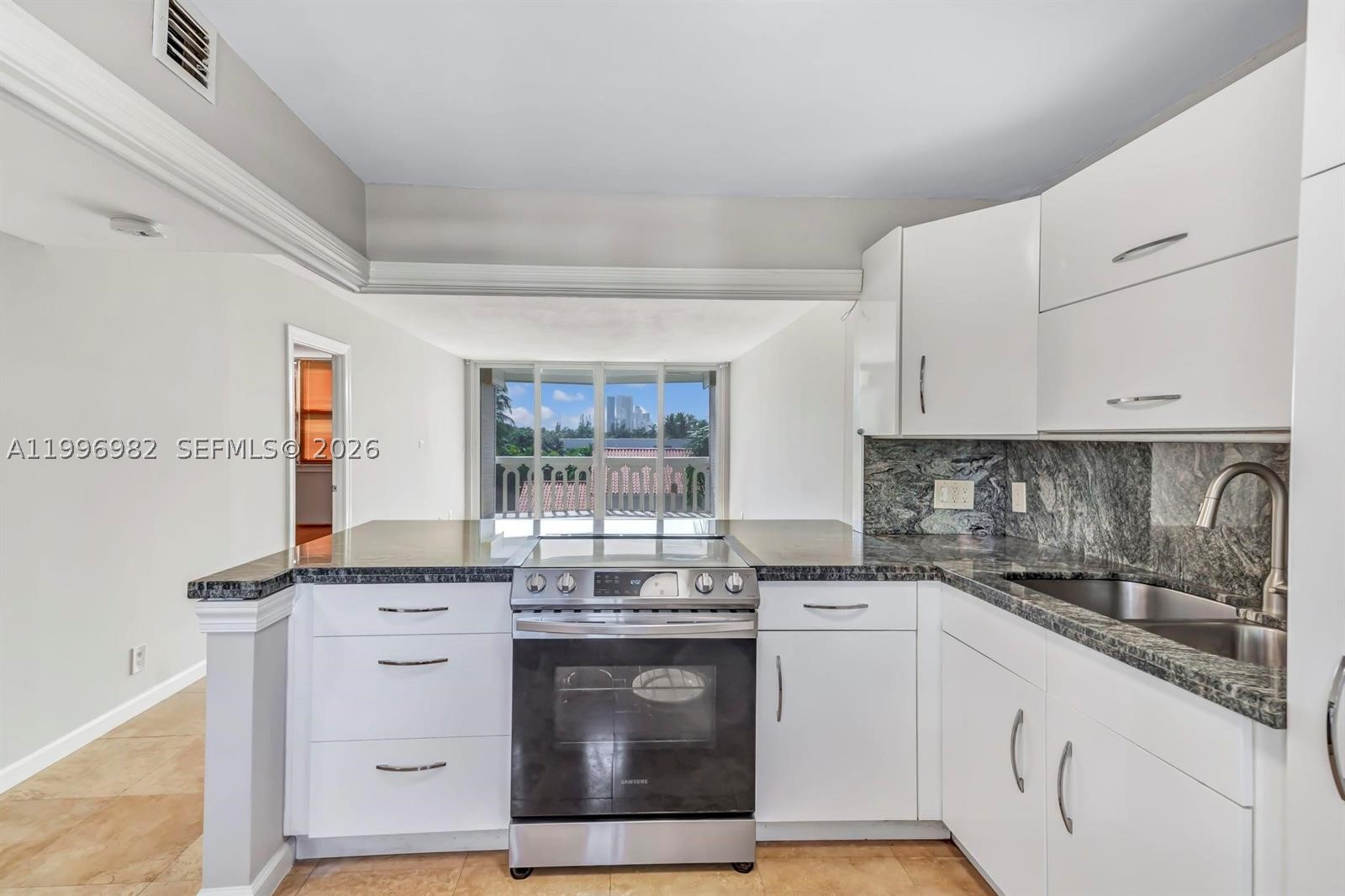3199 S Ocean Dr 406 — photo