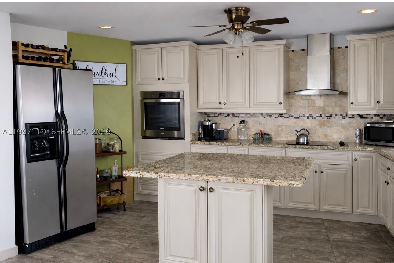 1351 NE Miami Gardens Dr 926E — photo