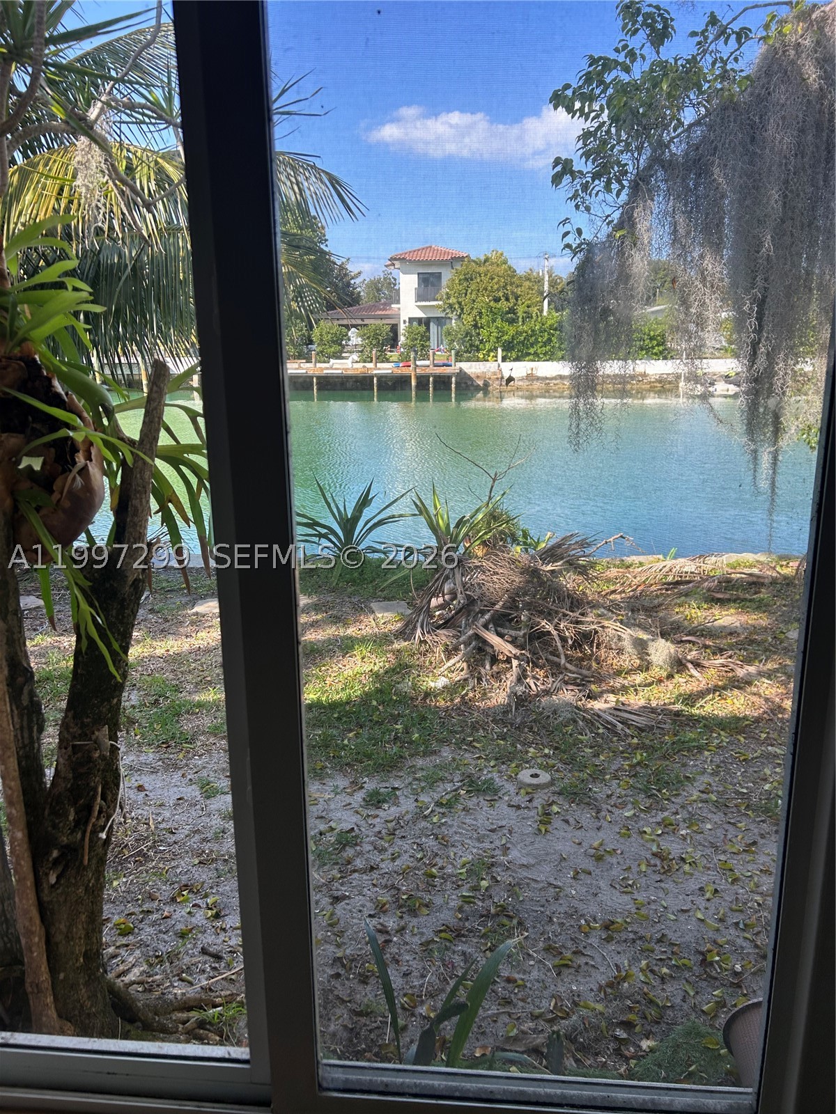 1785 Calais Dr 6 — photo