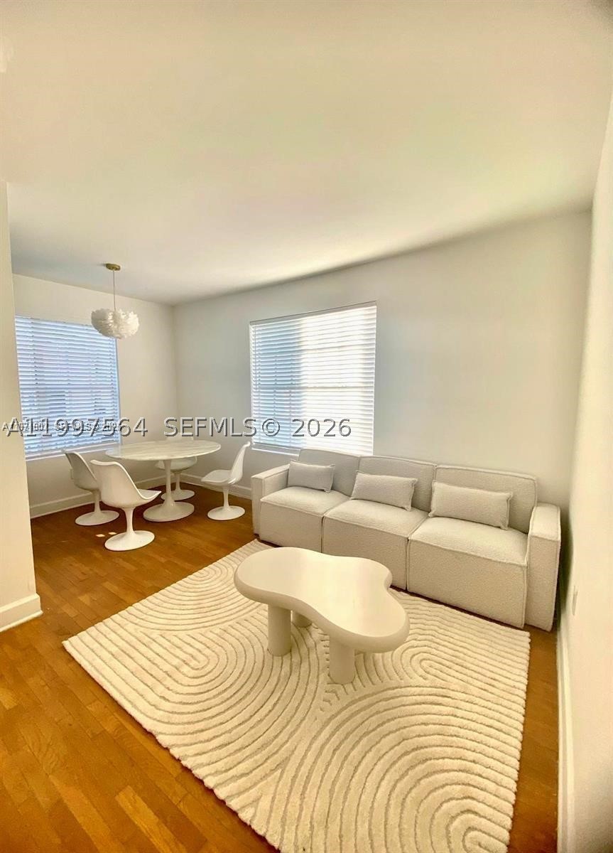 605 Euclid Ave 103 — photo