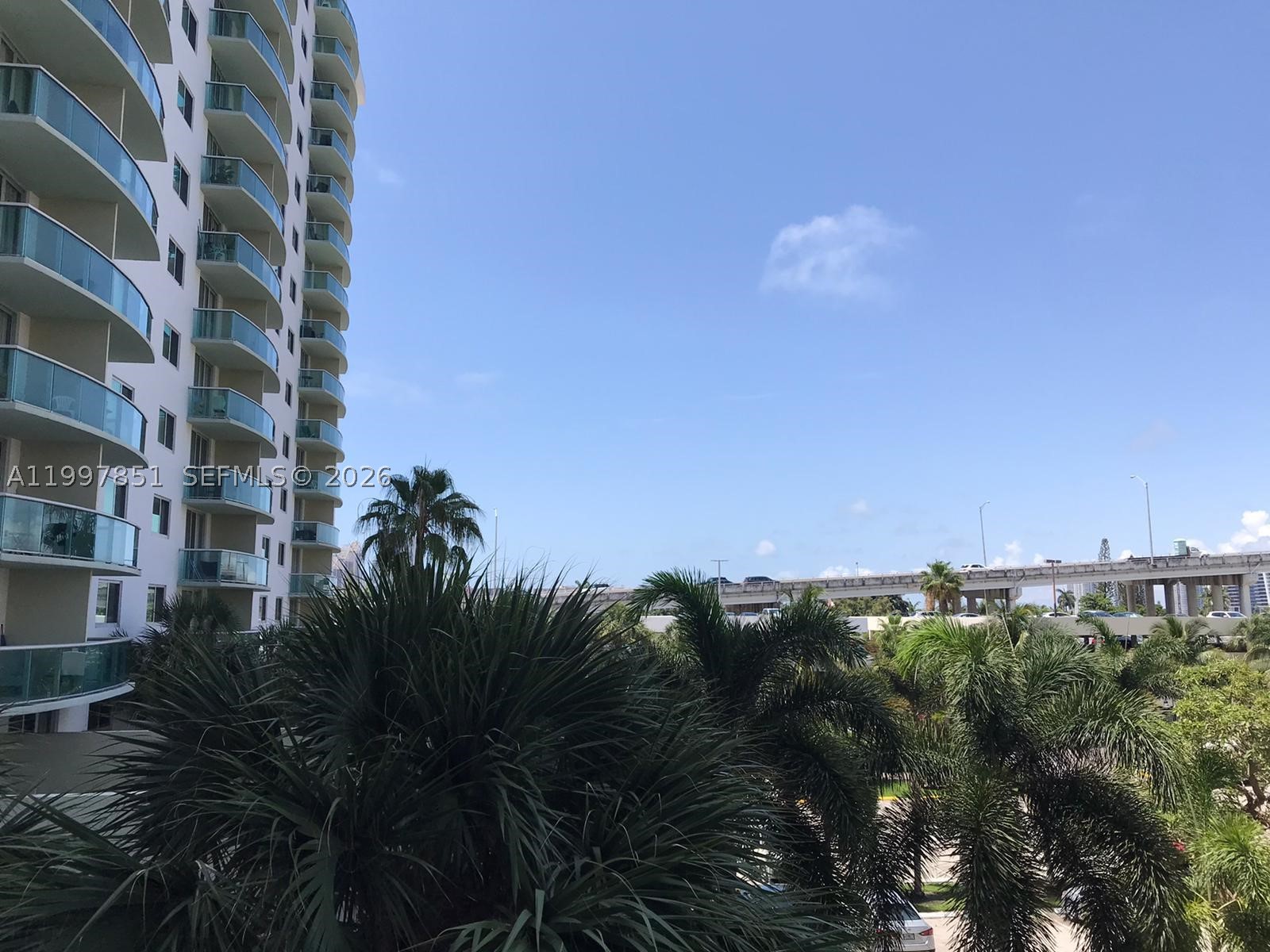 19380 Collins Ave 319 — photo