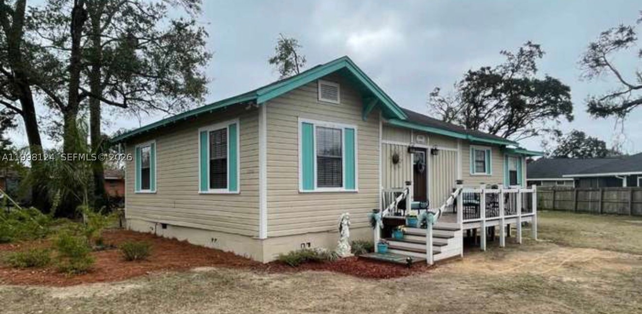1005 Lakewood Road — photo
