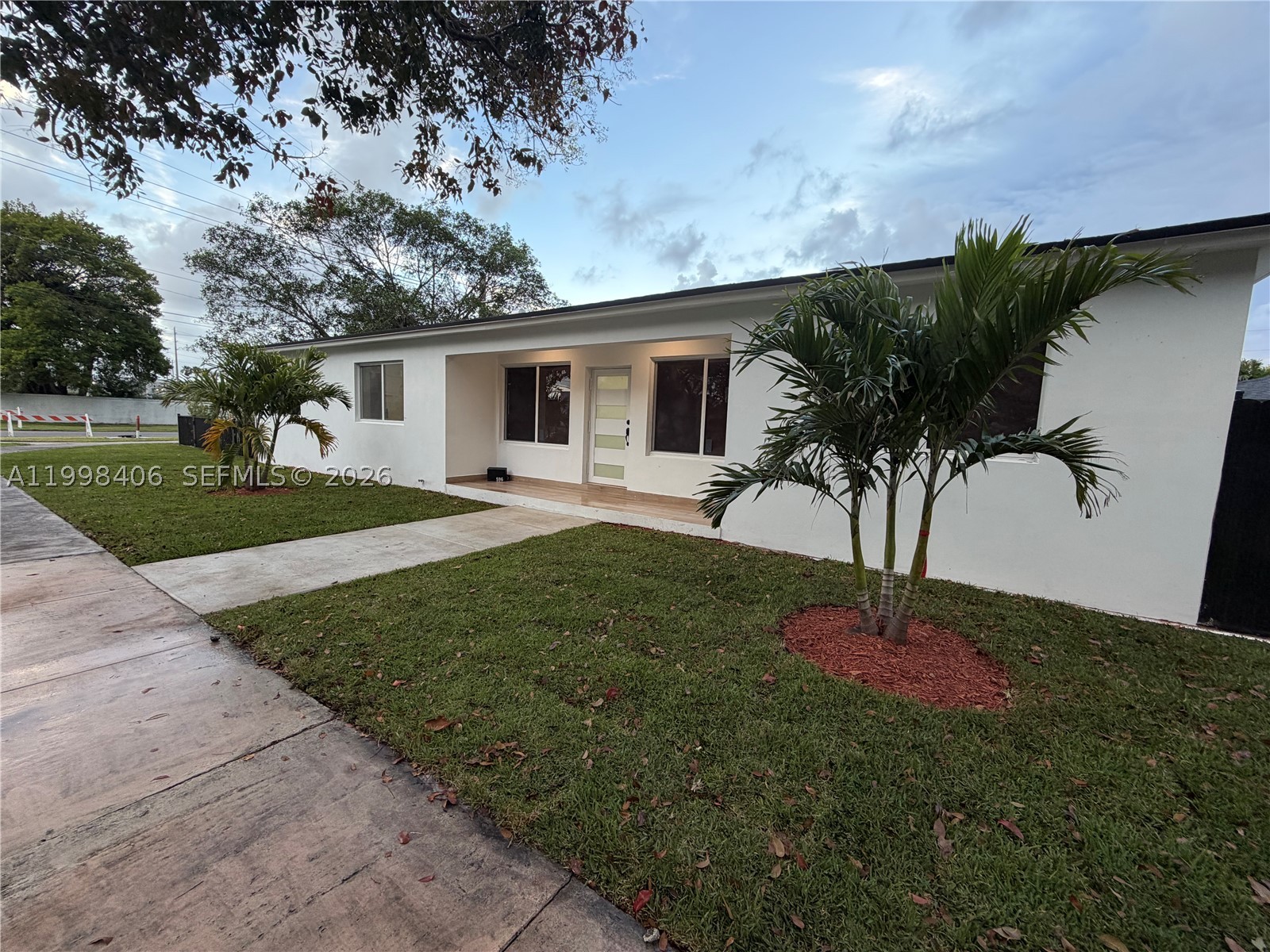 596 Ragan Drive, Miami Springs, FL 33166 — photo 3