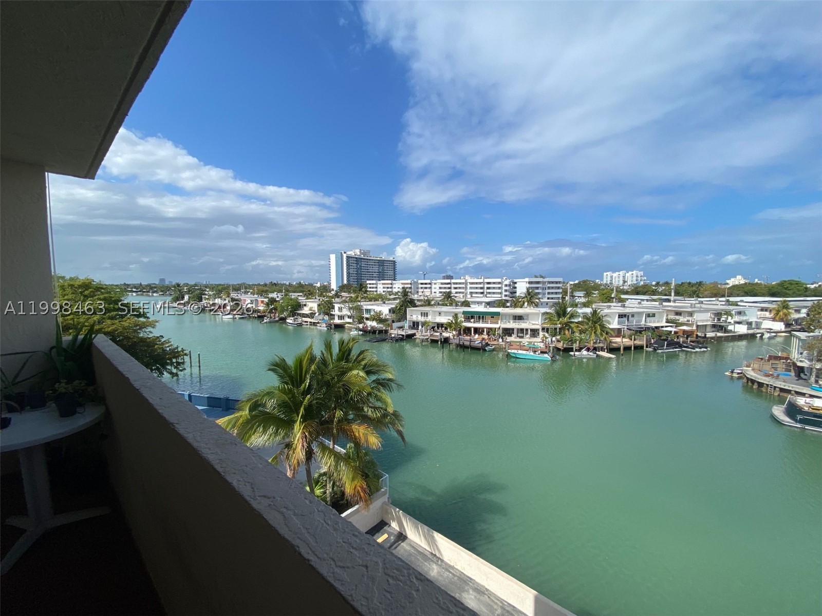 7125 Bay Dr 506 — photo
