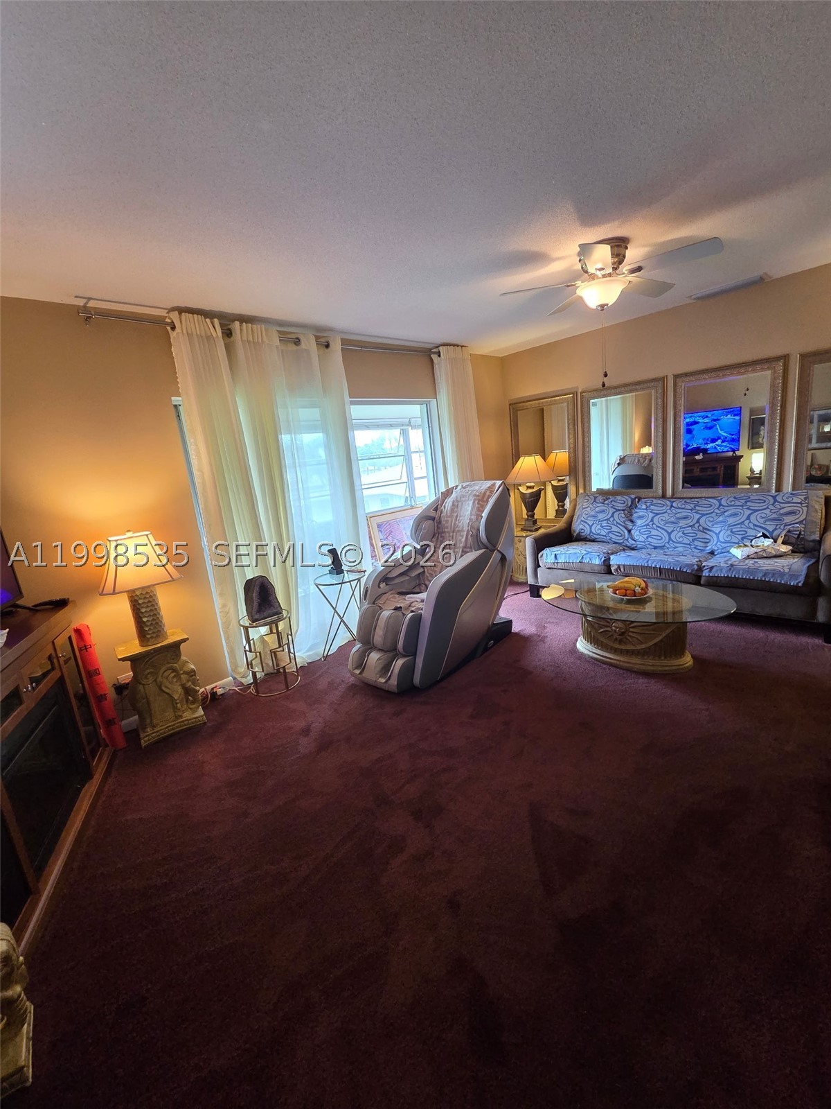 410 NE 17th Ave 203 — photo
