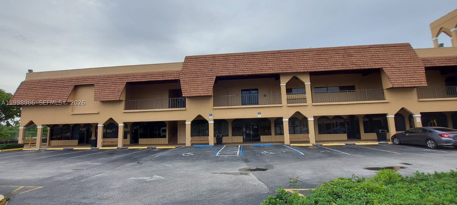 5460 N State Road 7 219 — photo