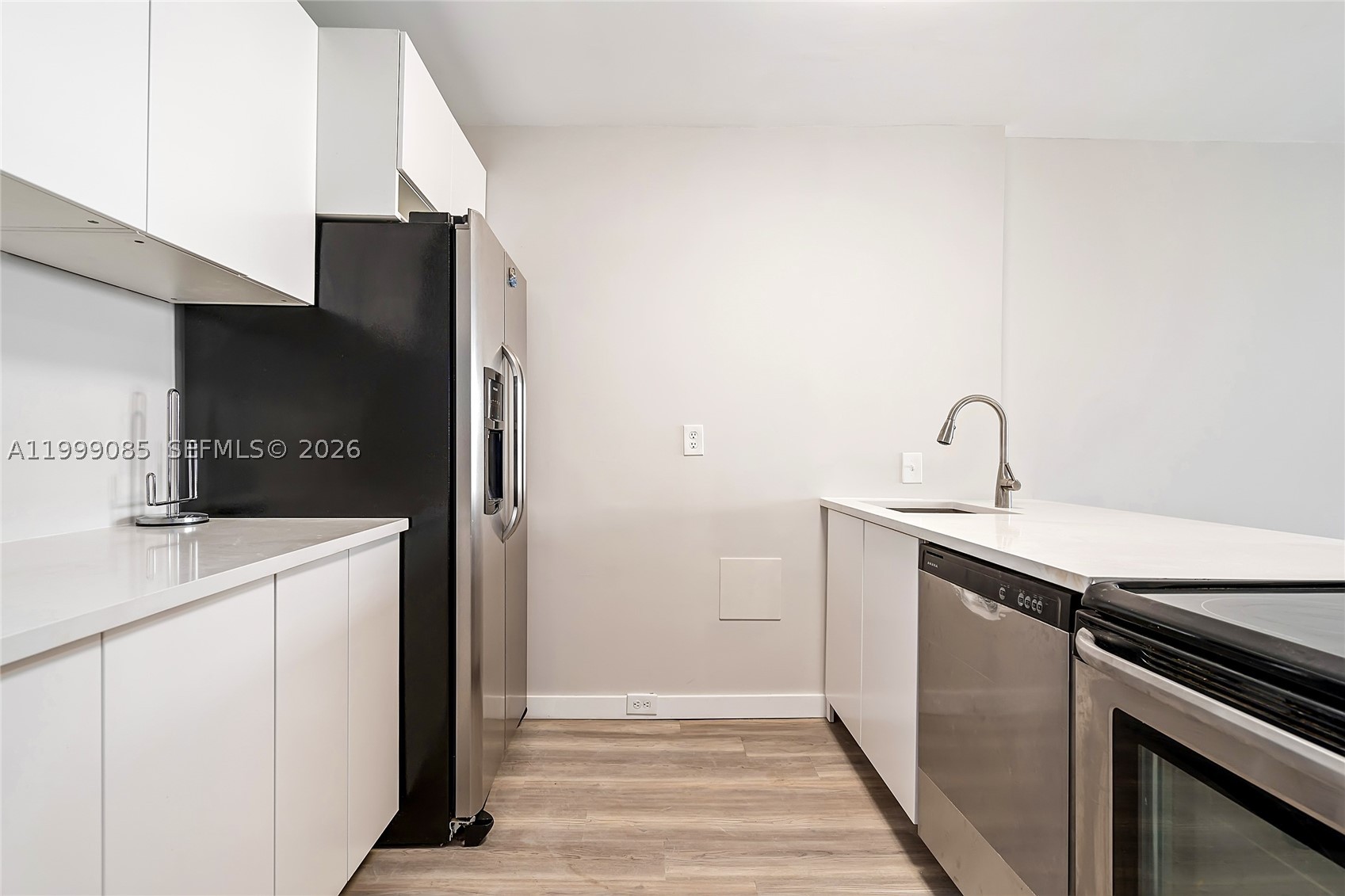 701 Three Islands Blvd 316 — photo