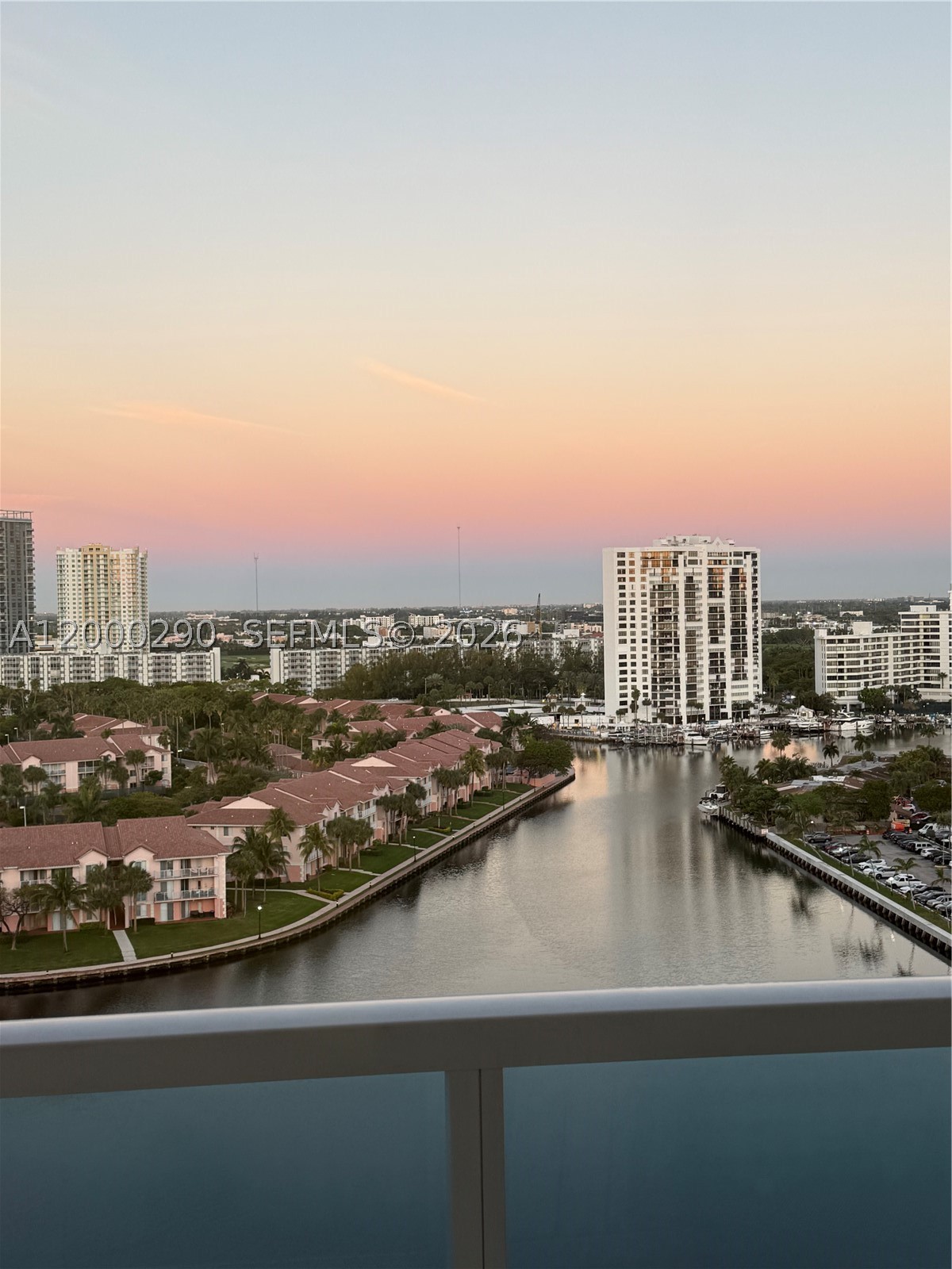 3800 S Ocean Dr 1623 — photo