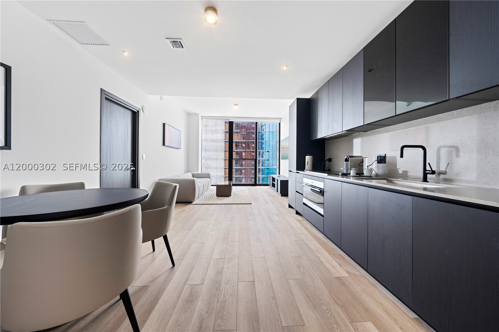 20 NE 11th St 4403 — photo