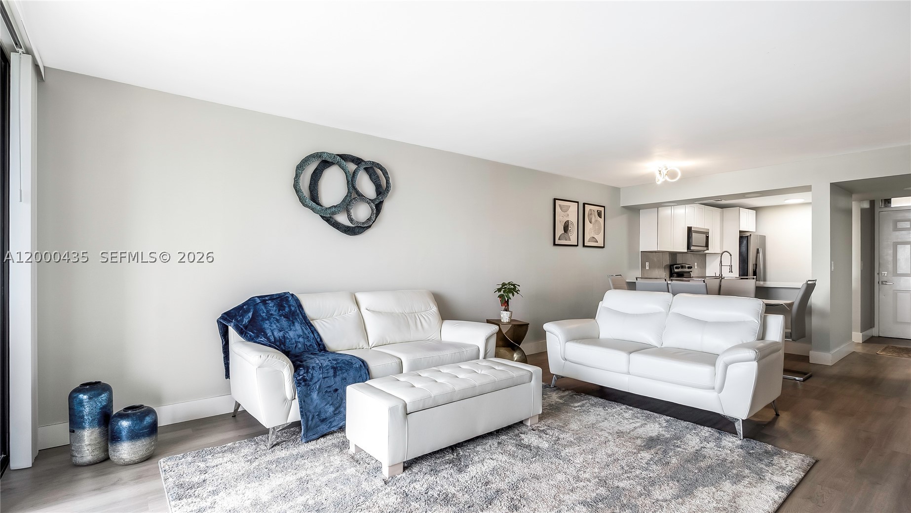 6231 Coral Lake Dr 307 — photo
