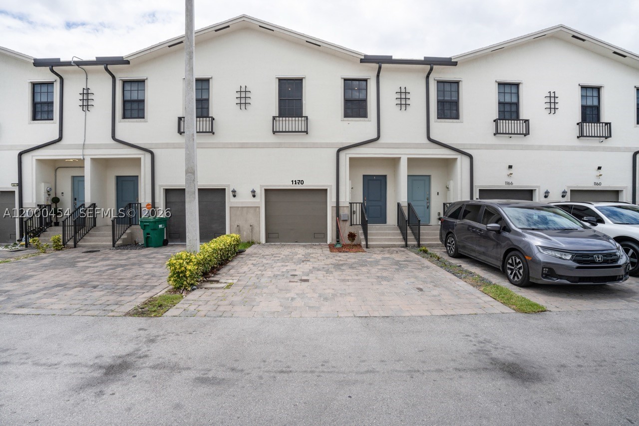 1170 SW 7th Ct — photo