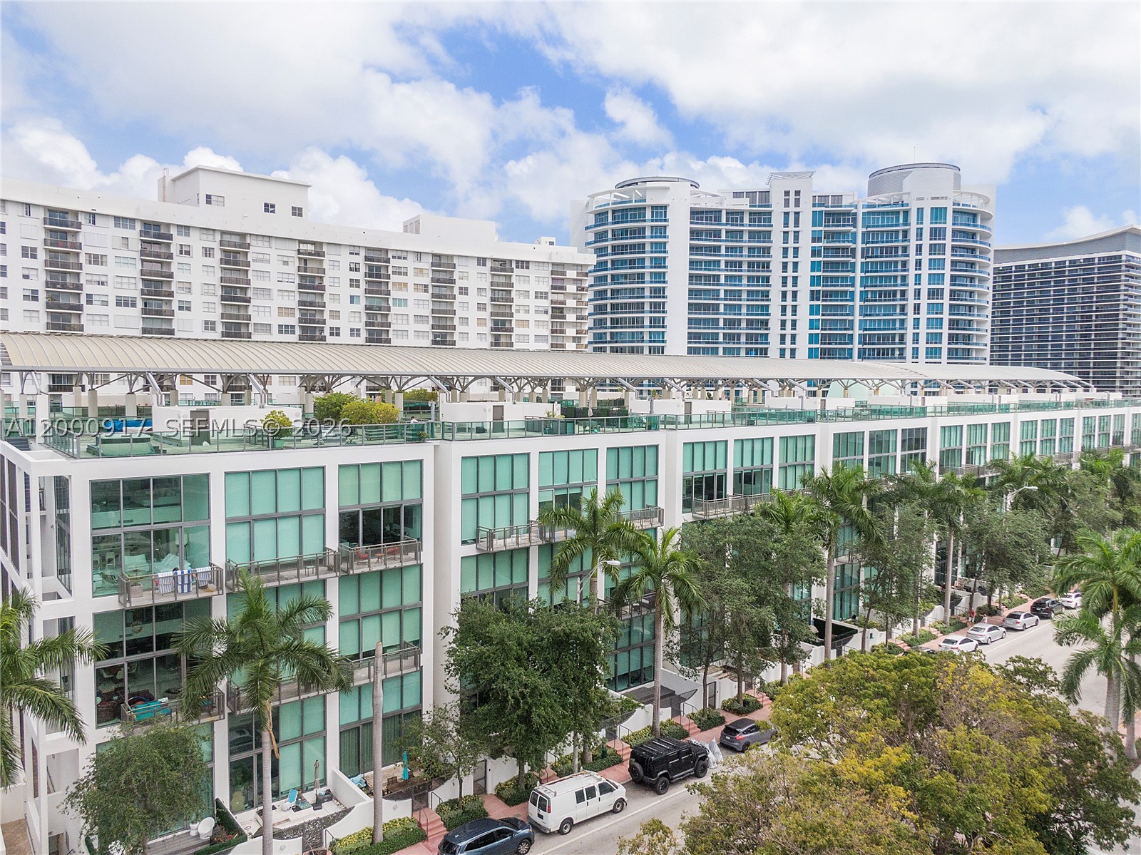 6000 Collins Ave 527 — photo