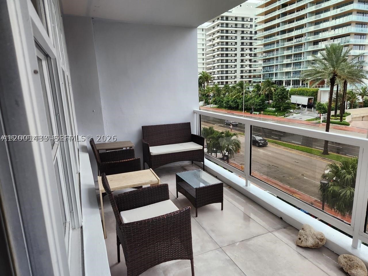 5700 Collins Ave 4N — photo