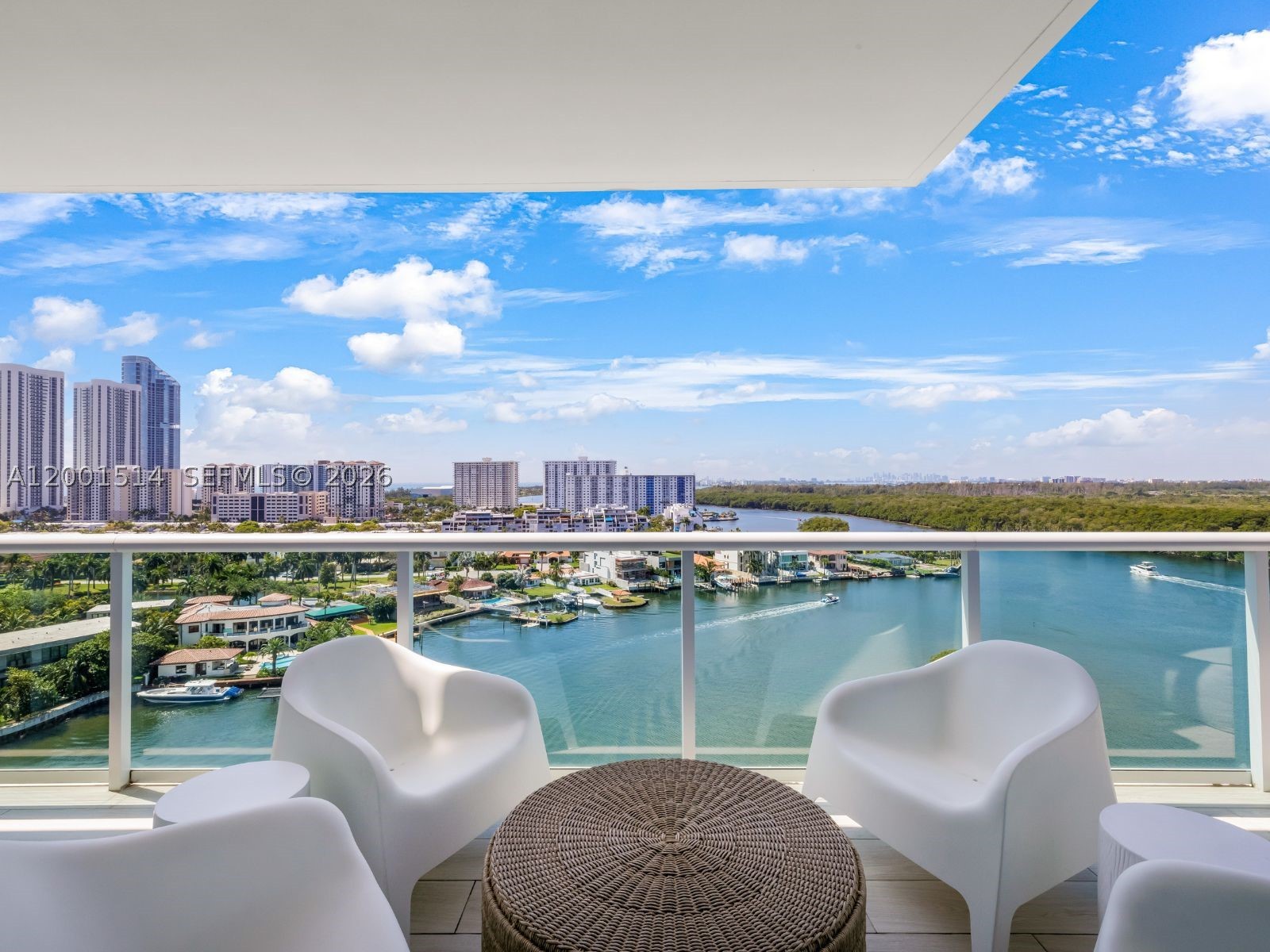 400 Sunny Isles Blvd 1416 — photo