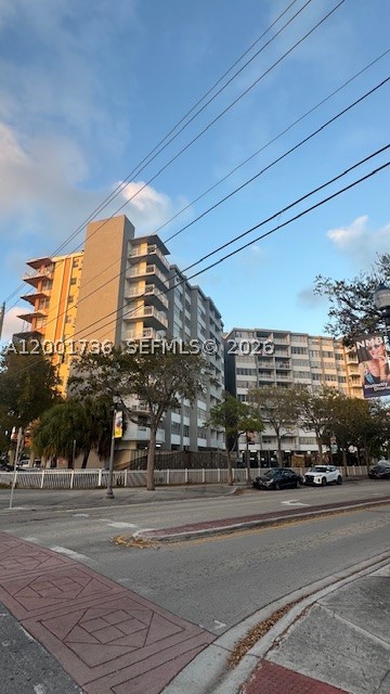 2025 NE 164th St 616 — photo