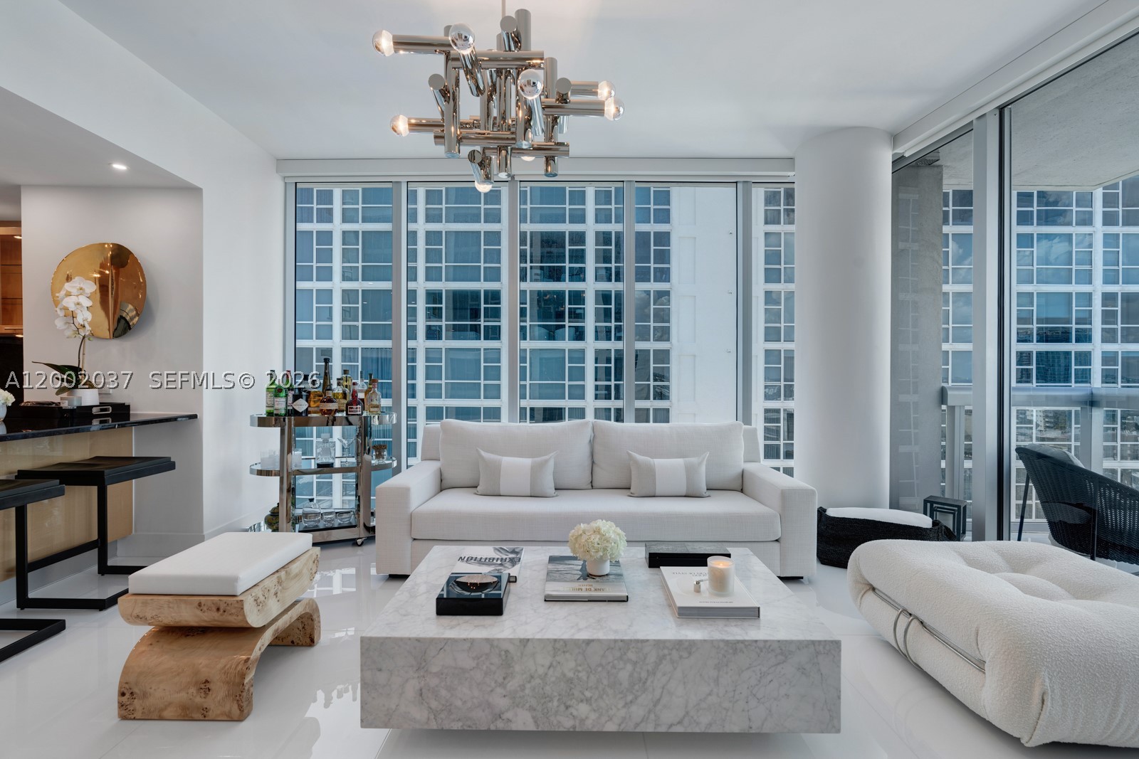 6899 Collins Ave 1109 — photo