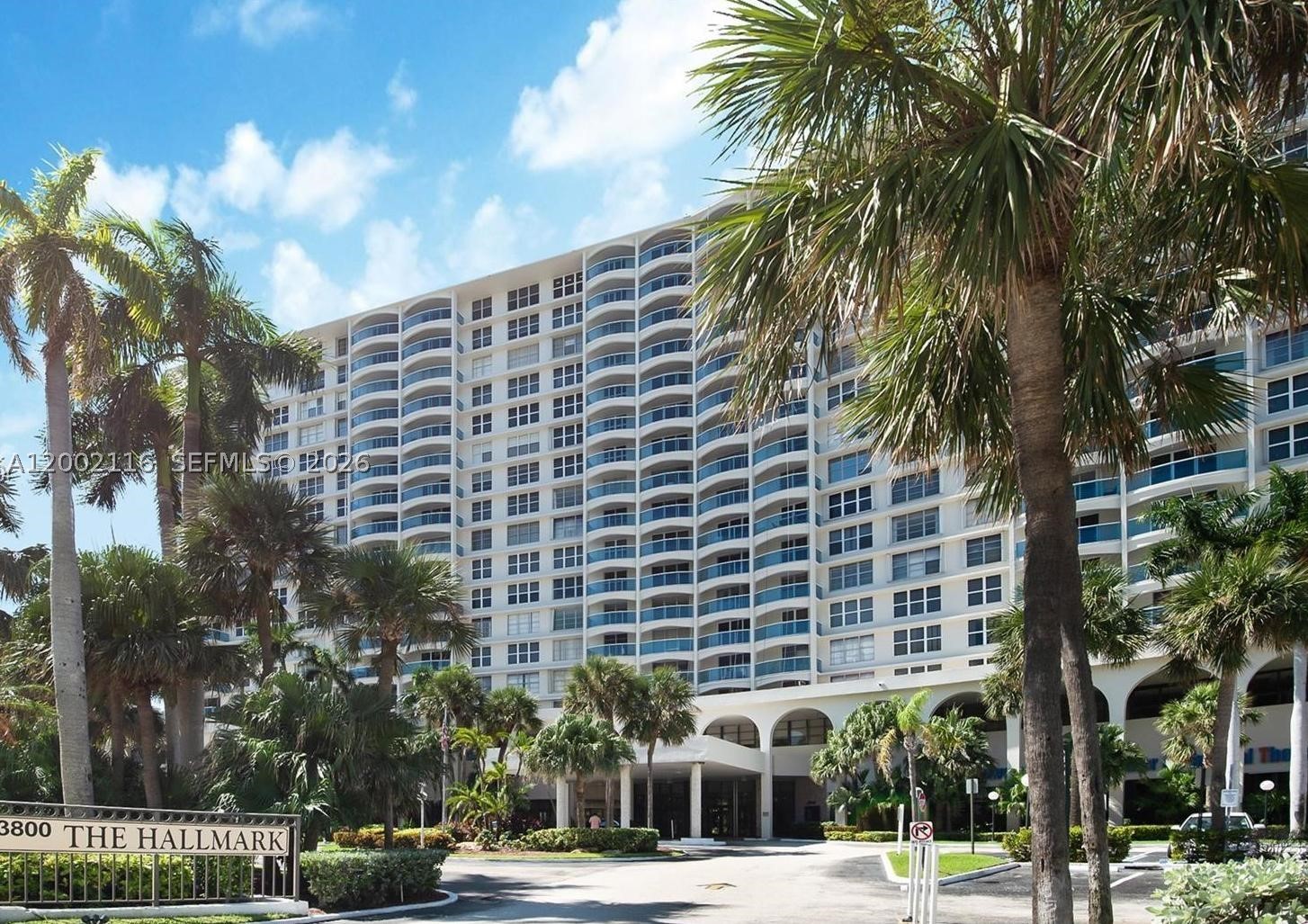 3800 S Ocean Dr 305 — photo