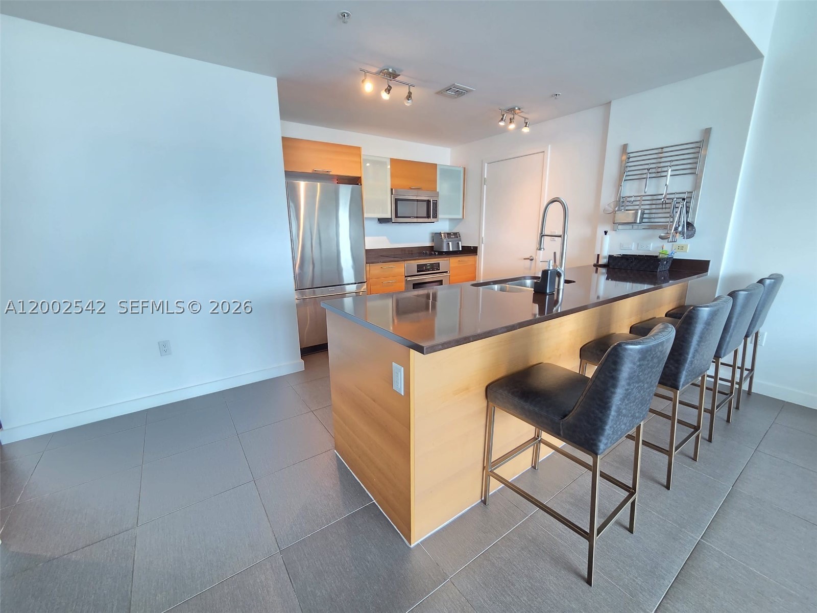 3301 NE 1st Ave H2710 — photo