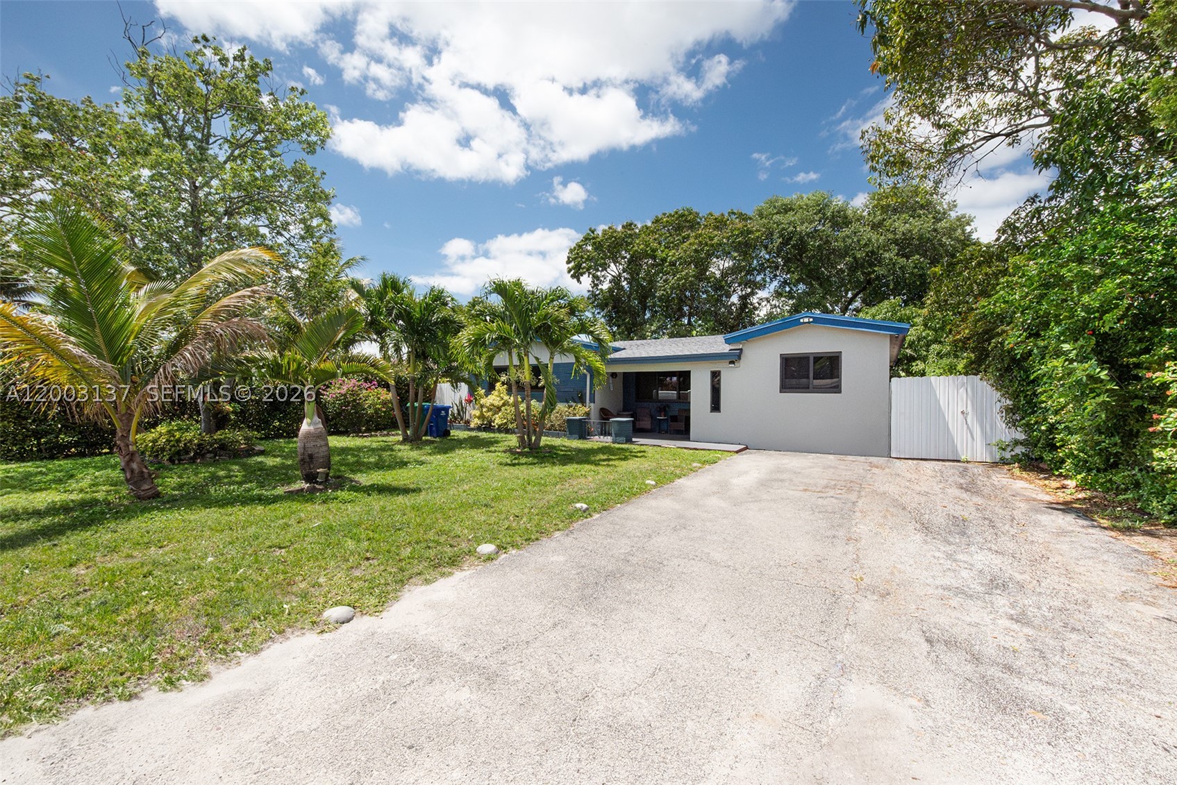 2630 Everglades Dr — photo