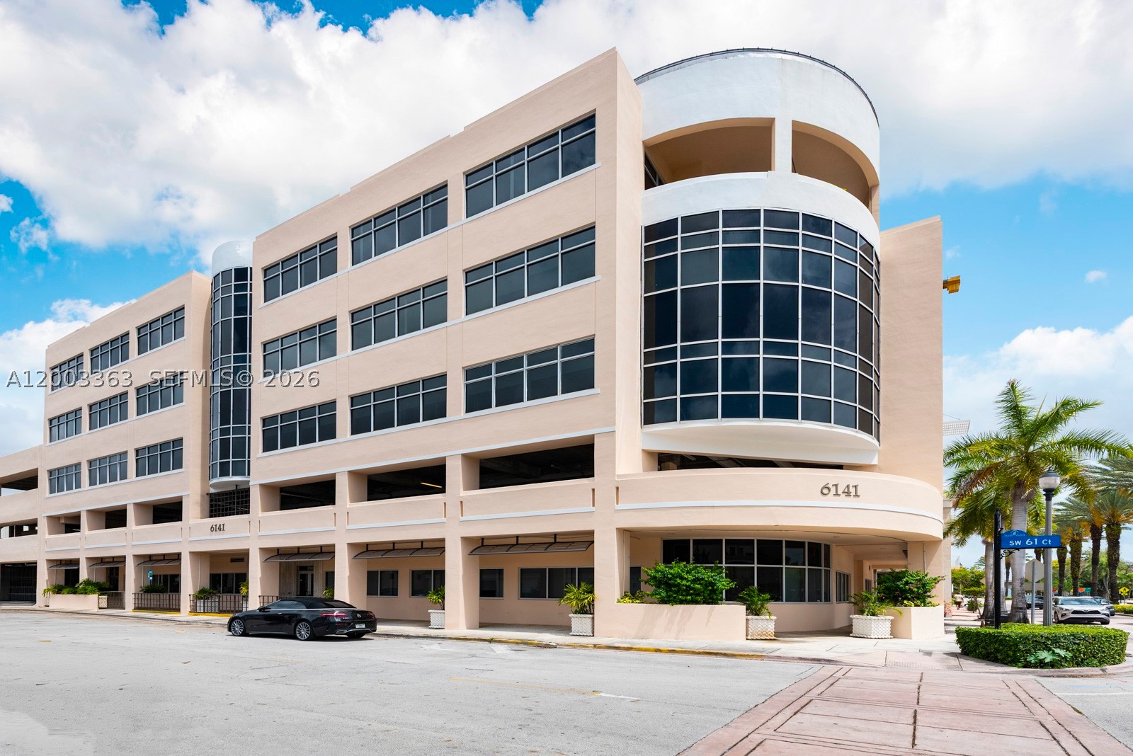 6141 Sunset Dr 110 — photo