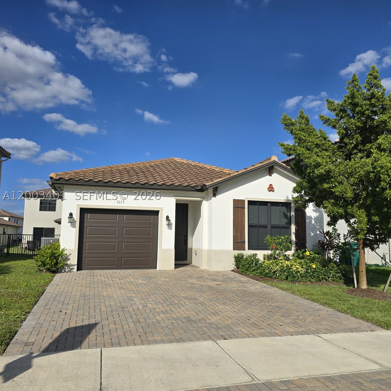 5615 Carrara Dr — photo