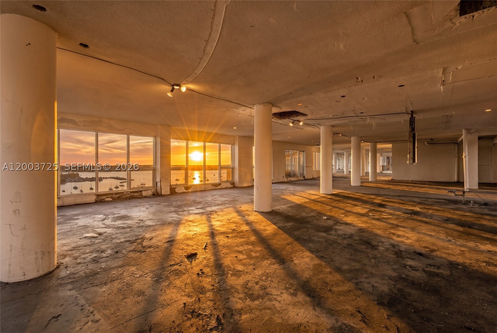 7904 West Dr Penthouse — photo