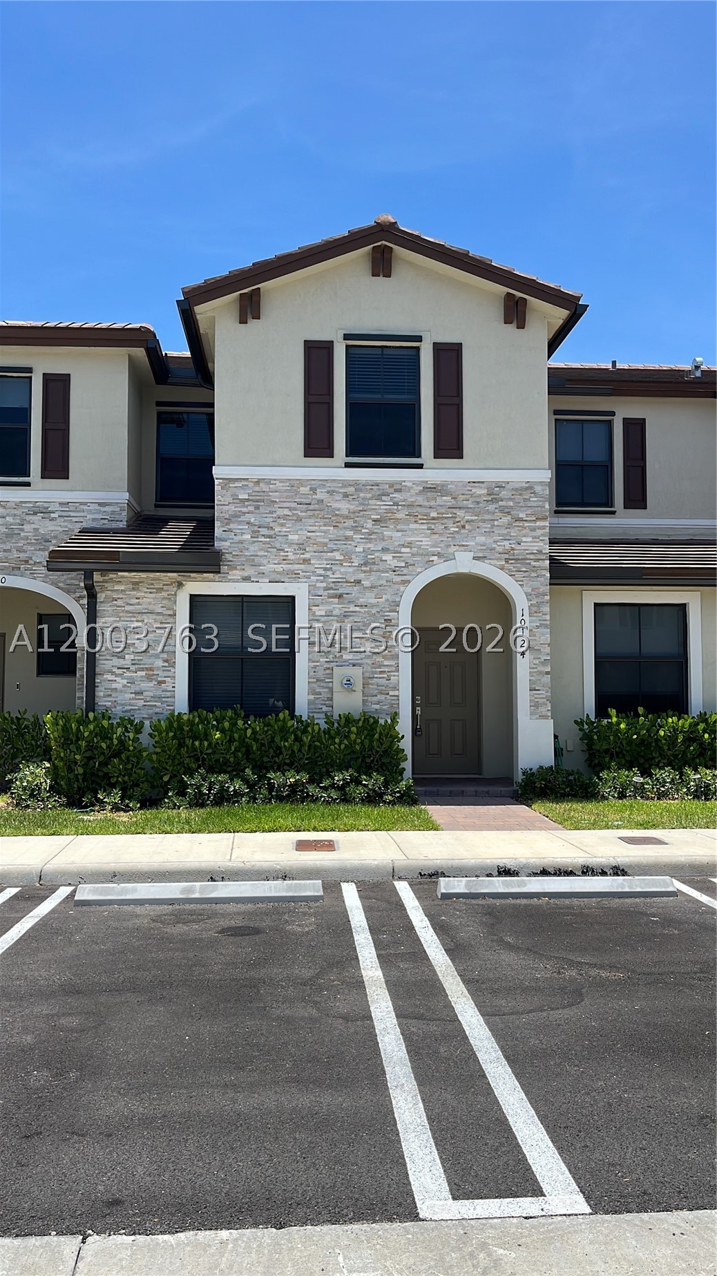 10124 SW 228th Ter — photo