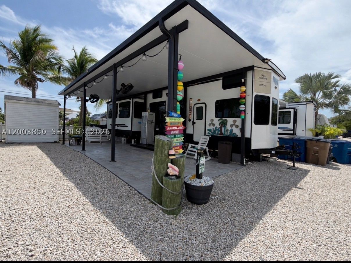 325 Calusa St Lot 345 — photo