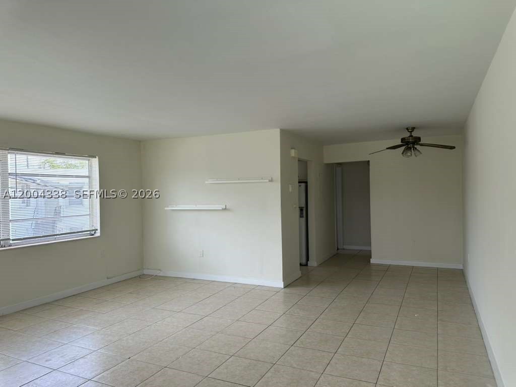 11925 NE 19th Dr 8 — photo