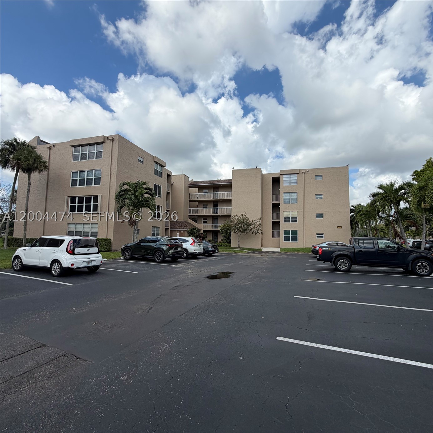 9440 Tangerine Pl 206 — photo