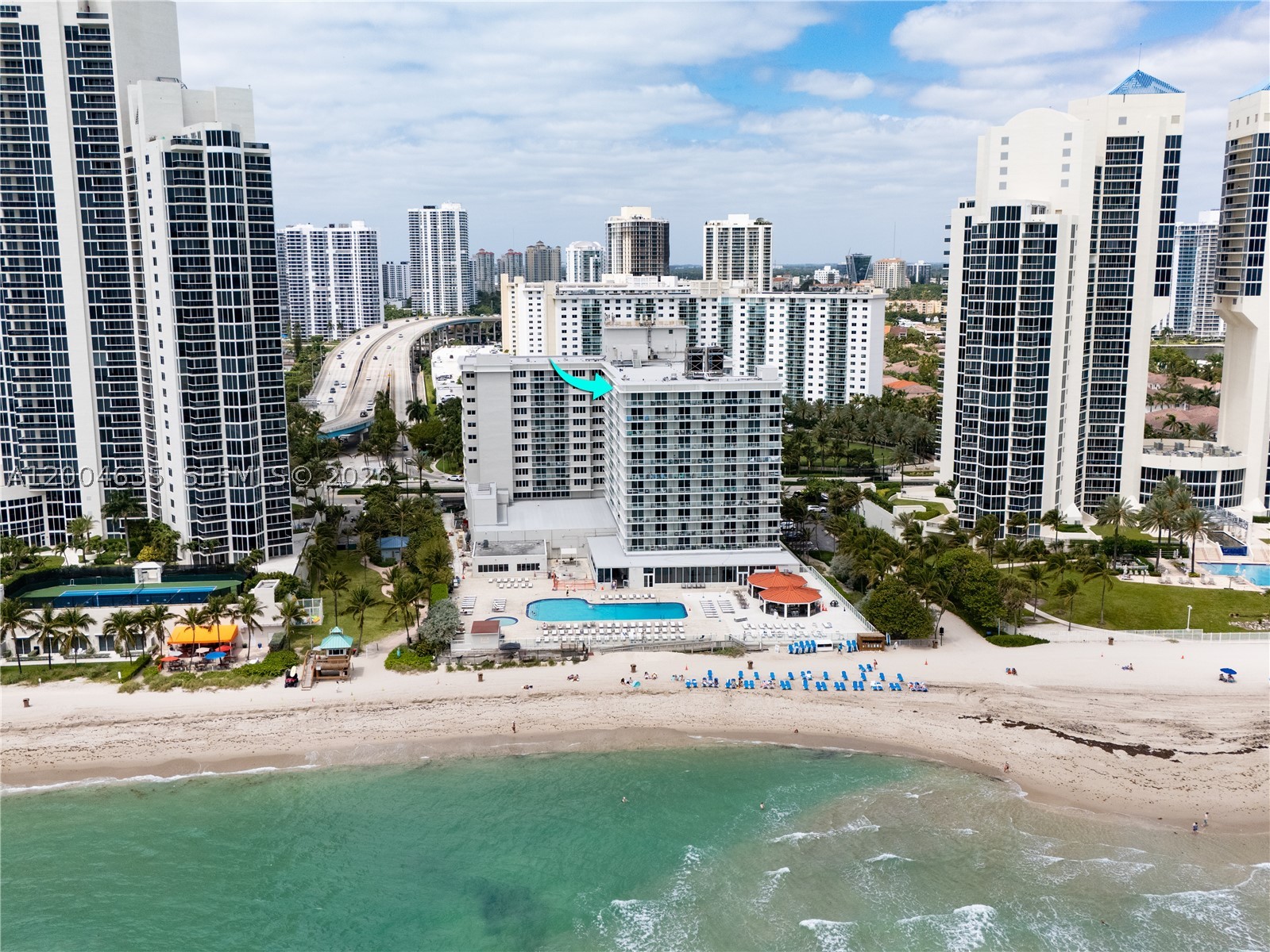 19201 Collins Ave 1109 — photo