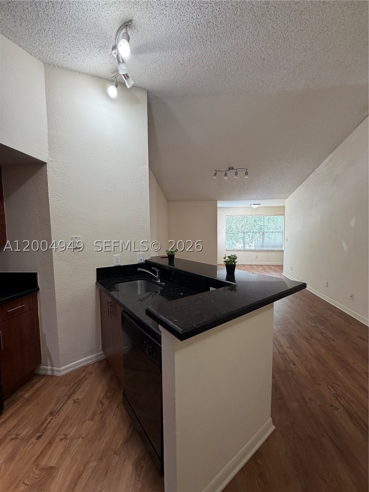 12950 Vista Isles Drive 424 — photo