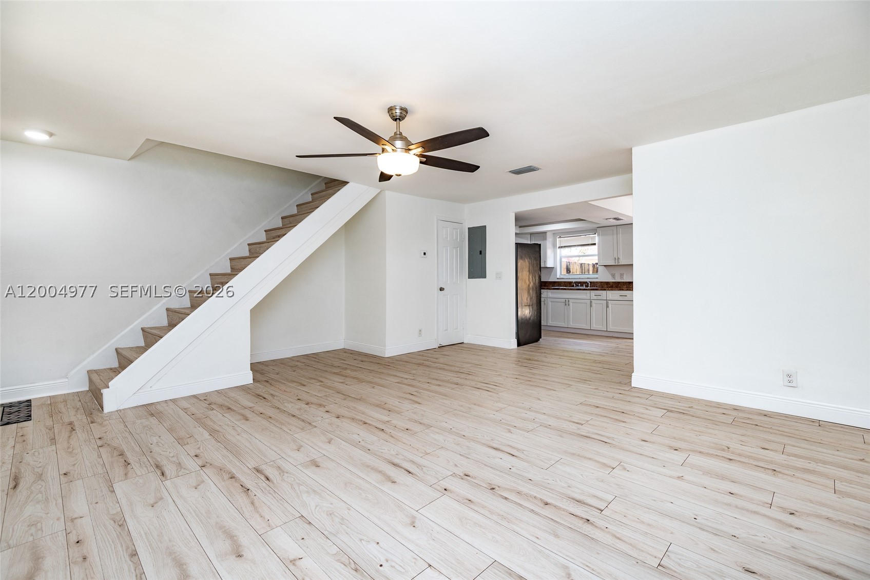 7920 Kimberly Blvd 305 — photo