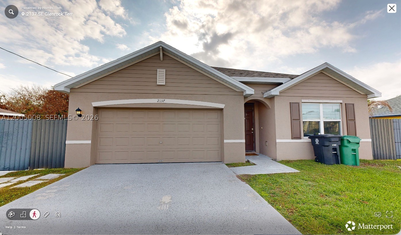2137 SE Glenrock Ter — photo