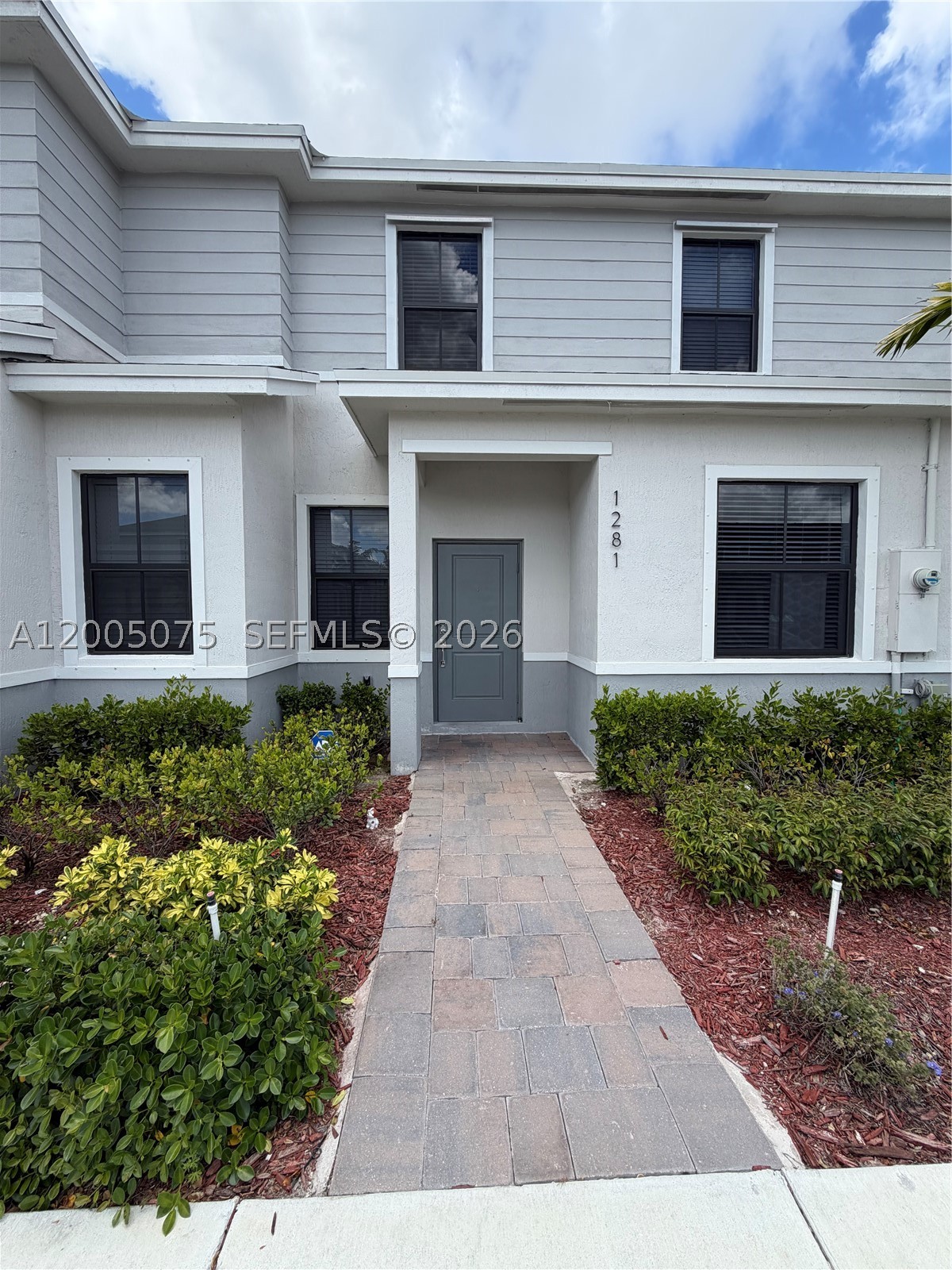 1281 NE 3rd Ave 1281 — photo