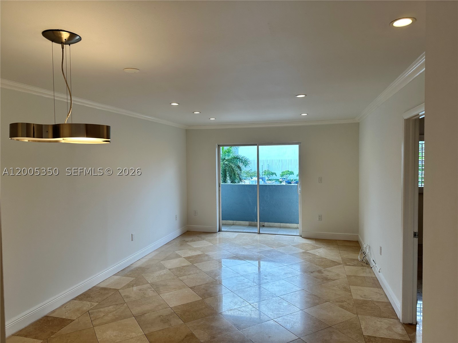 1250 Lincoln Rd 406 — photo