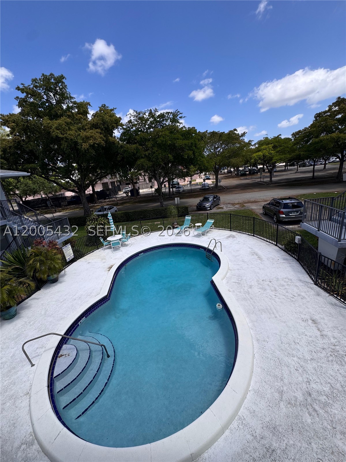 3510 Harrison St 12 — photo