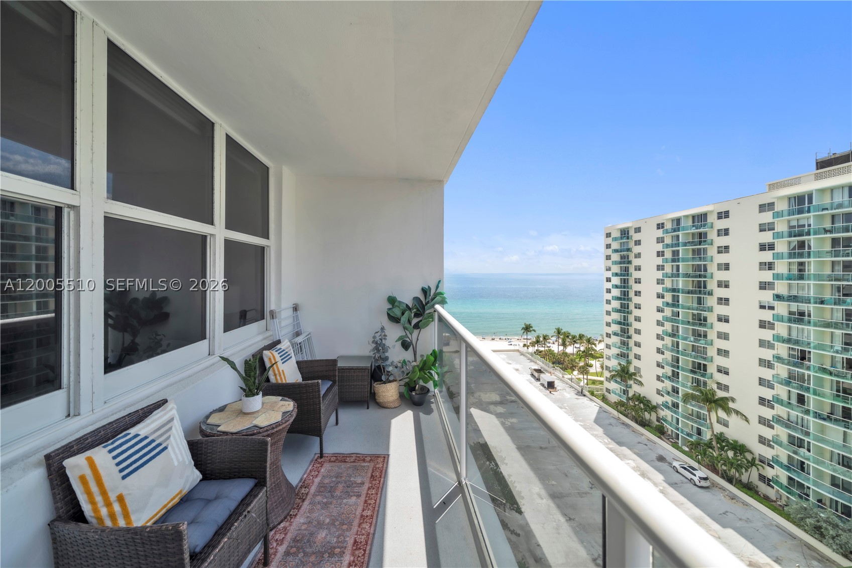 3725 S Ocean Dr 1220 — photo
