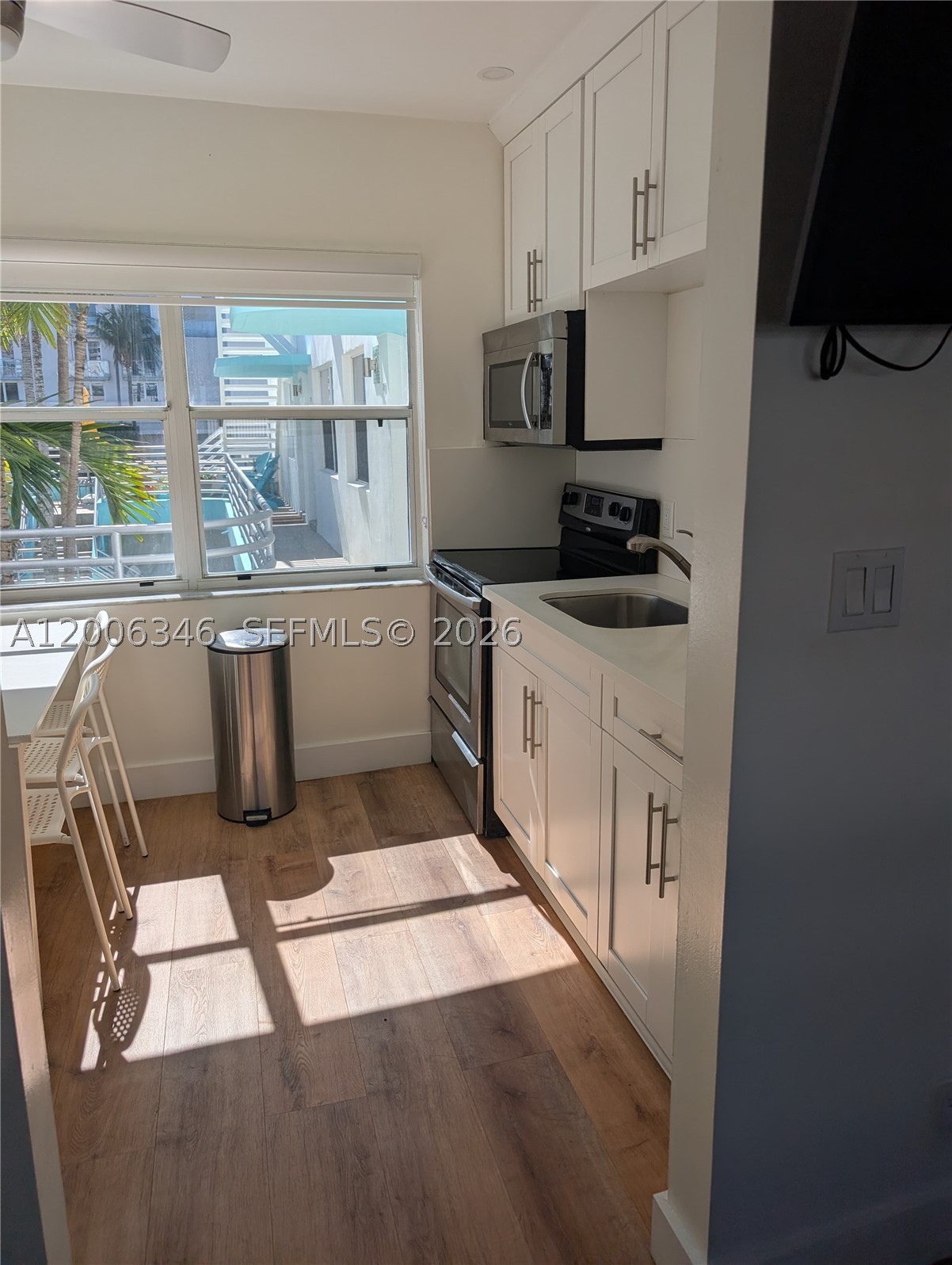 326 Wilson St 201 — photo
