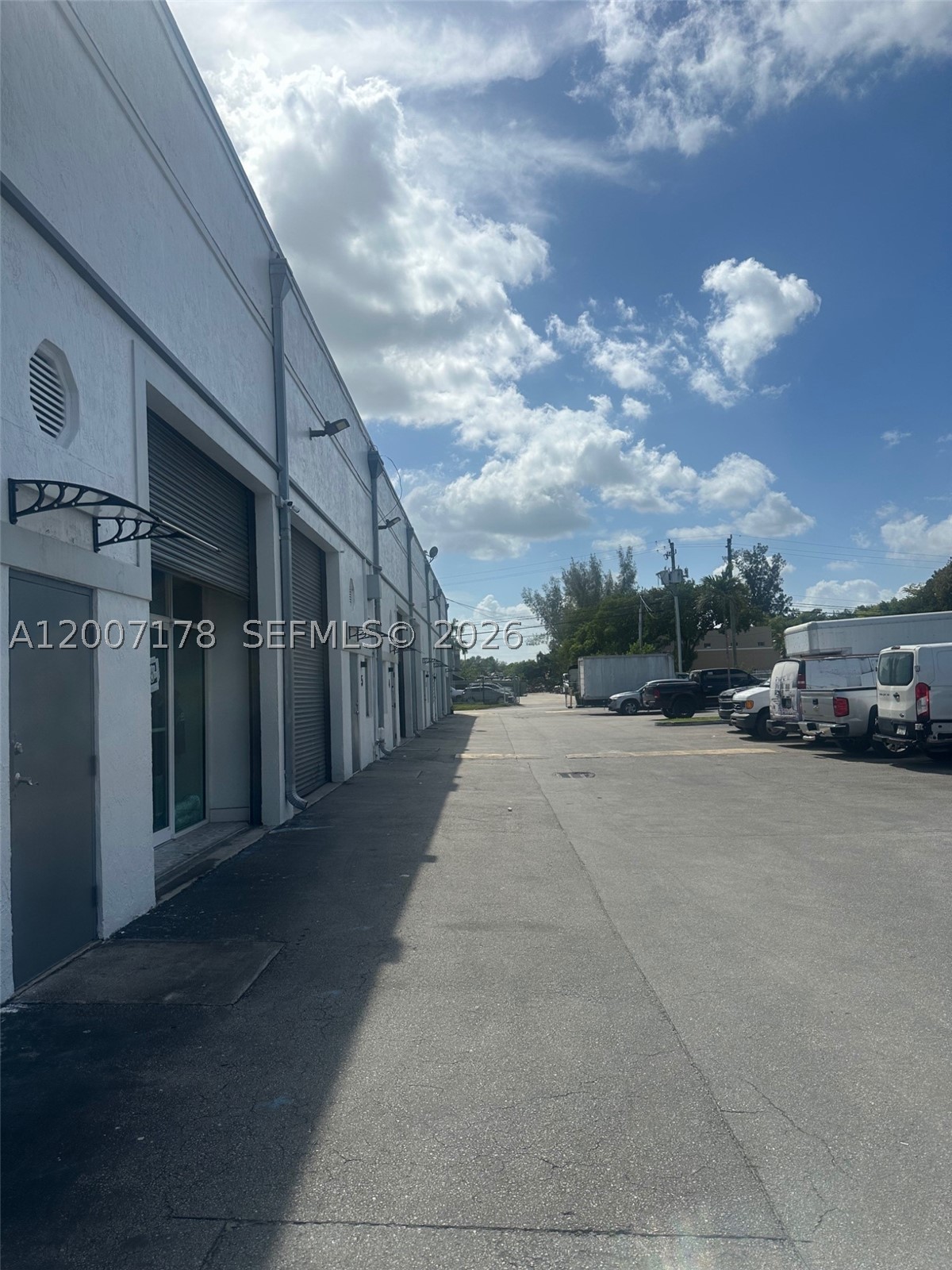 12101 NW 98th Ave — photo