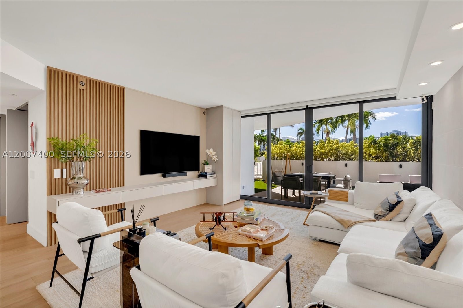 3640 Yacht Club Dr 310 — photo