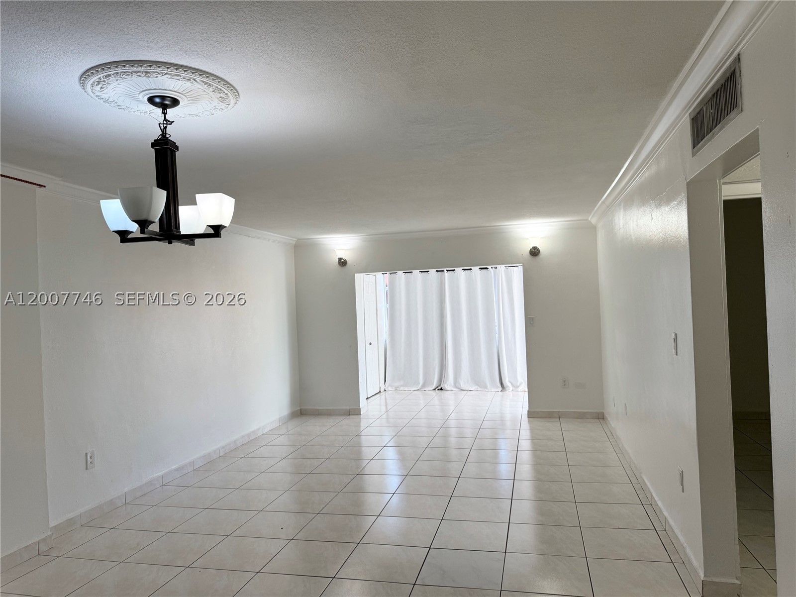 1850 W 56th St 2404 — photo