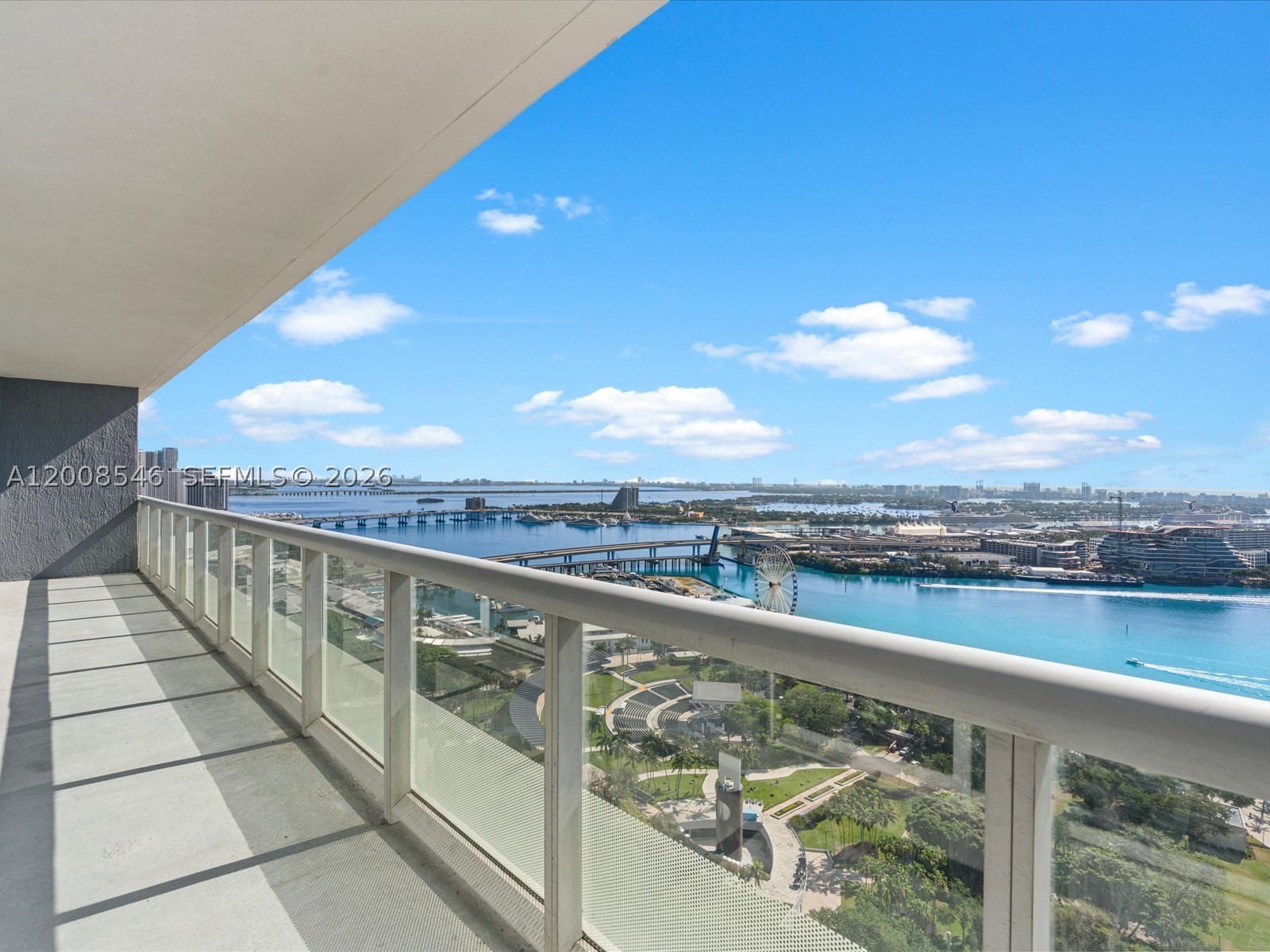 50 Biscayne Blvd 3308 — photo