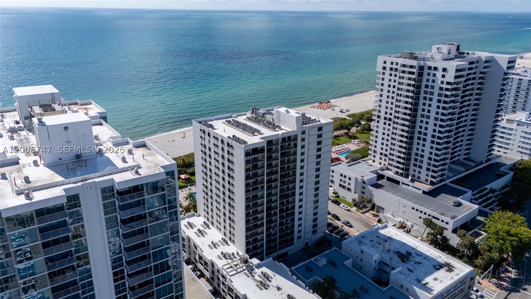 2625 Collins Ave 803 — photo