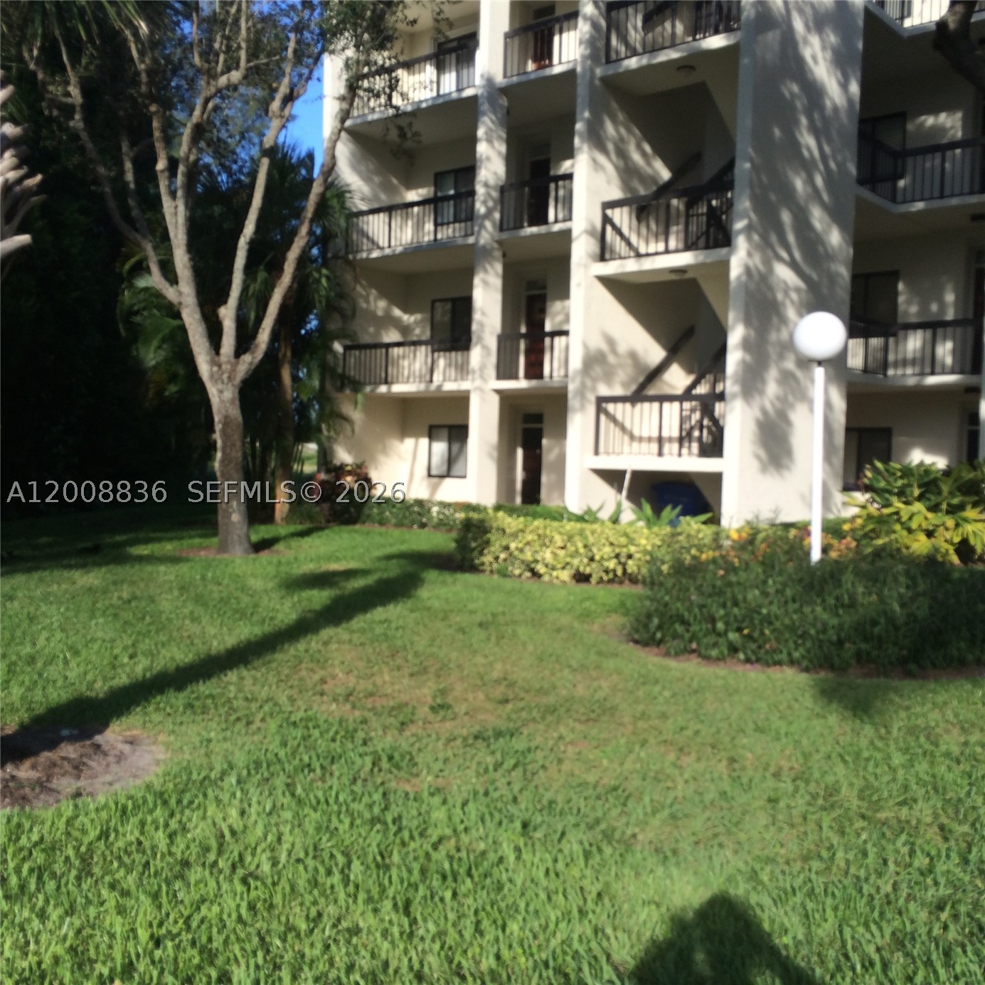 2500 Presidential Way 101 — photo