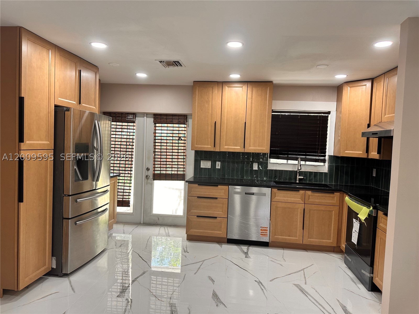 3614 Everglades Rd — photo