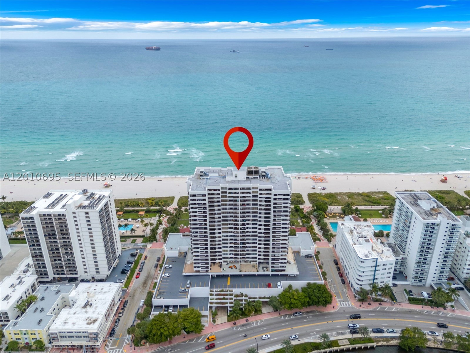 2555 Collins Ave Unit 2401 — photo